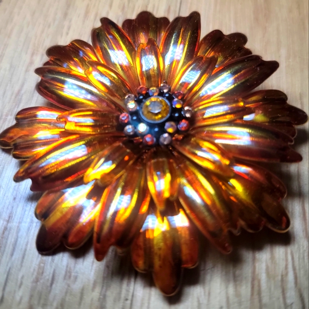 Vintage joan rivers orange flower Brooch